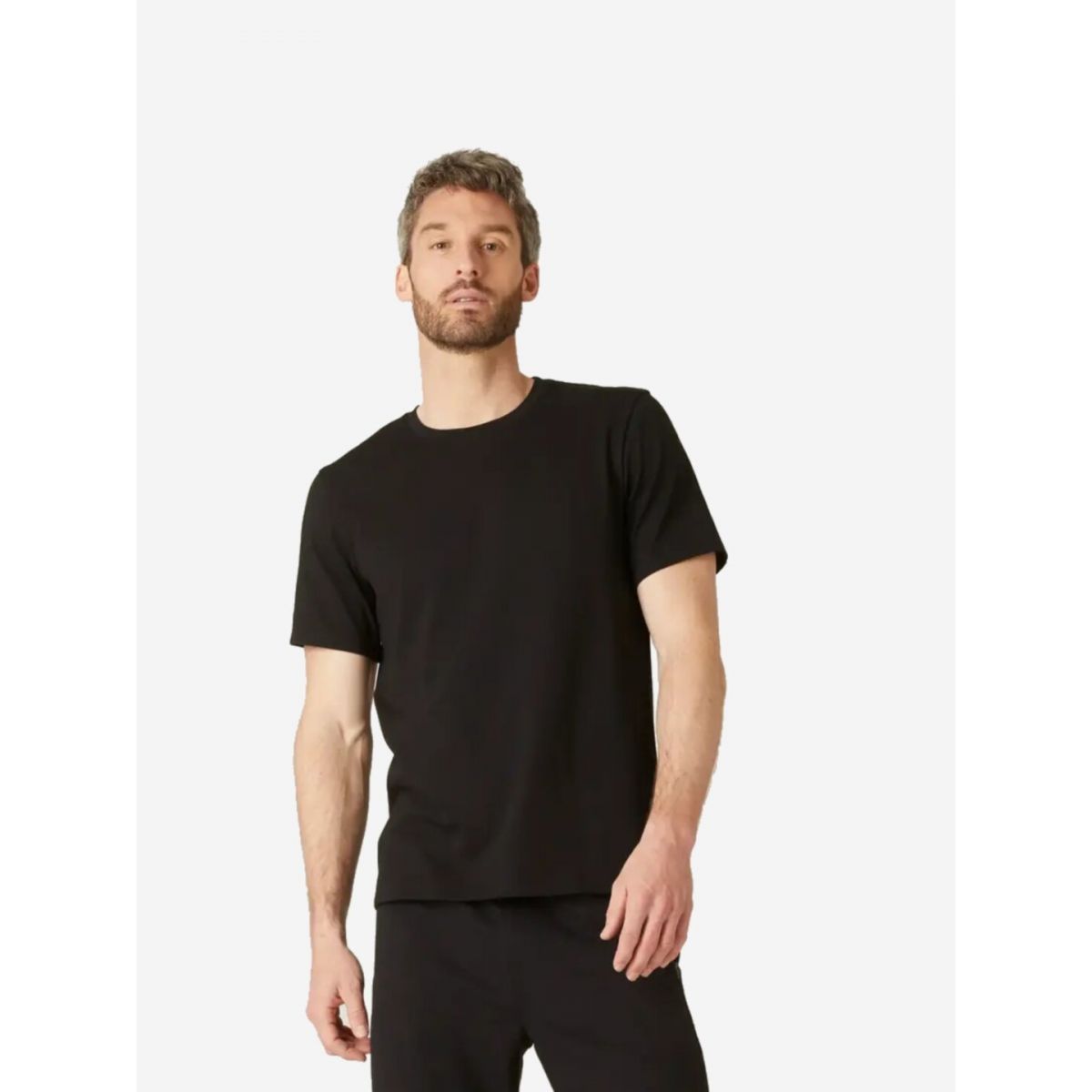 Футболка черная, однотонная, Regular Fit Футболка черная, однотонная, Regular Fit